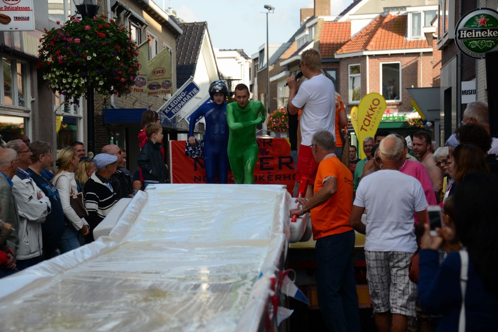 ../Images/Donderdag kermis 104.jpg